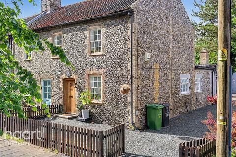 3 bed property, in Castle Street, £260,000