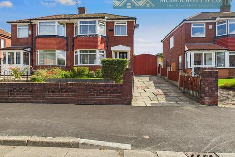 3 bed property, in West Avenue, £270,000
