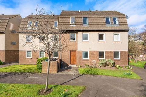 1 bed property, in 5/5 Ettrickdale Place, £220,000
