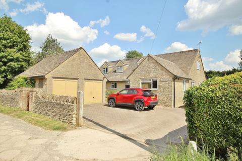 6 bed property, in The Bungalow, £925,000