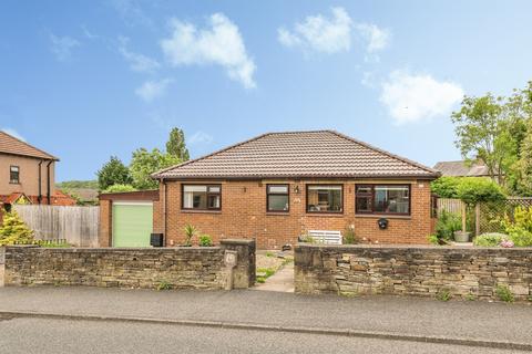 3 bed property, in Lowerhouses Lane, £325,000