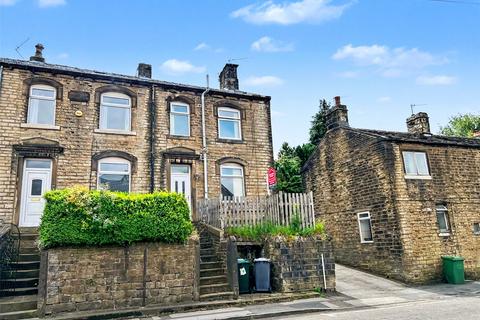 1 bed property, in Manchester Road, £41,000