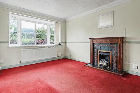 3 bed property, in Station Road, £270,000