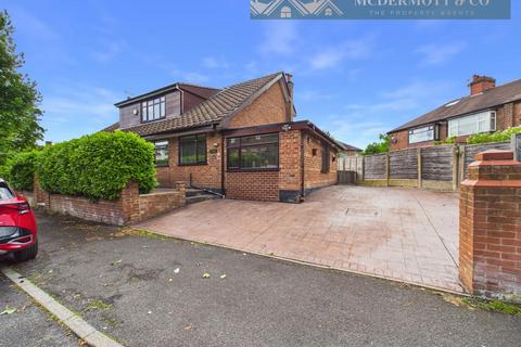 5 bed property, in Windsor Road, £495,000