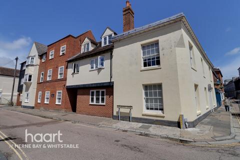 1 bed property, in Canterbury CT1, £130,000