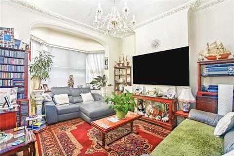 5 bed property, in Norbury Crescent, £700,000
