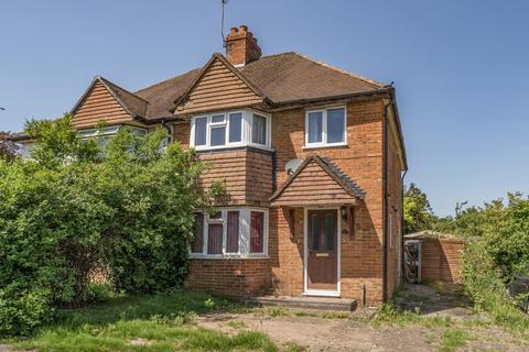 3 bed property, in Guildford, £500,000