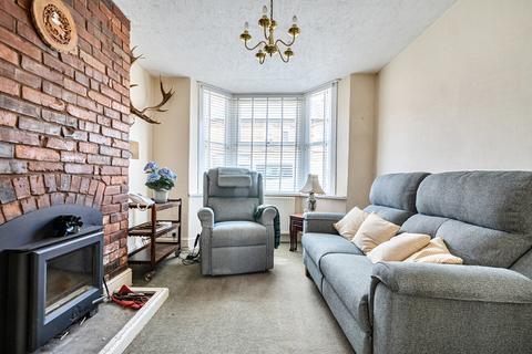 3 bed property, in Springfield Road, £249,950
