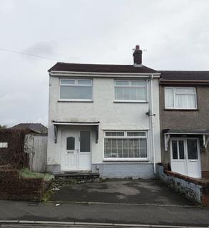 3 bed property, in 268 Middle Road, £110,000