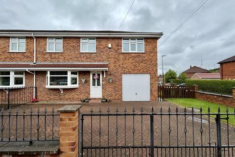 4 bed property, in Lee Green, £300,000