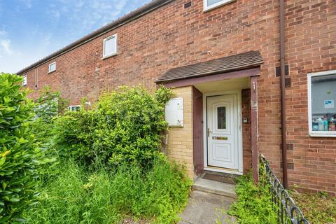 3 bed property, in Doverdale Close, £130,000