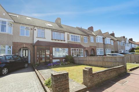 3 bed property, in Silver Lane, £650,000