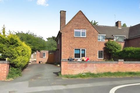 3 bed property, in Masons Road, £300,000