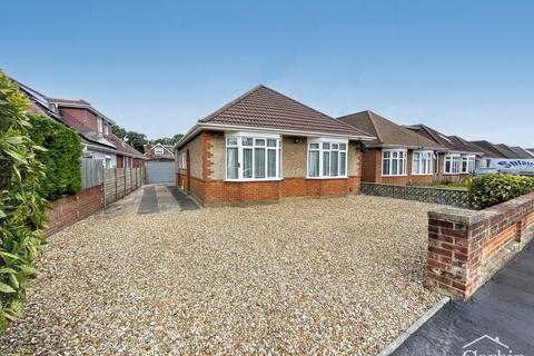 3 bed property, in Strathmore Road, £365,000