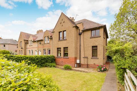3 bed property, in 15 The Glebe, £250,000