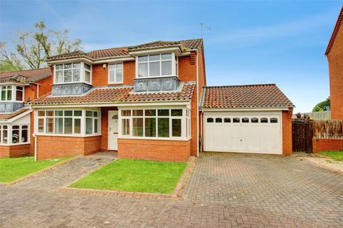 4 bed property, in Beechways, £400,000
