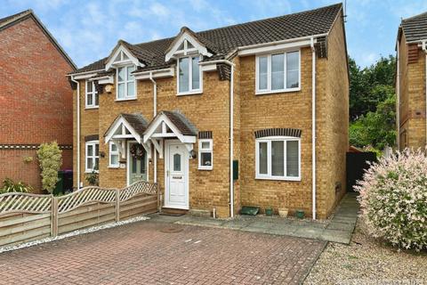 3 bed property, in Cornflower Close, £265,000