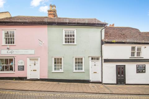3 bed property, in Trinity Street, £220,000