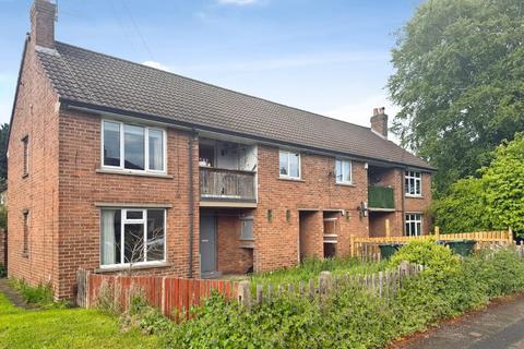 1 bed property, in Glenwood Avenue, £40,000