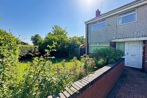3 bed property, in Okell Drive, £220,000
