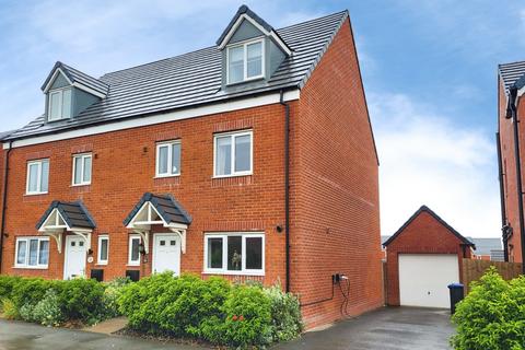 4 bed property, in Gamble Avenue, £318,000