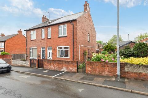 2 bed property, in Joffre Avenue, £175,000