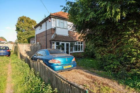 3 bed property, in Morland Avenue, £400,000