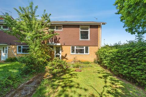 3 bed property, in Kilnyard Close, £270,000