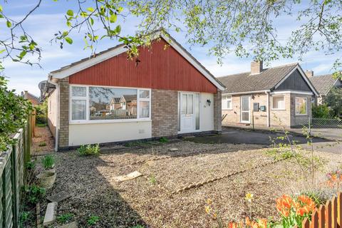3 bed property, in Welland Way, £325,000
