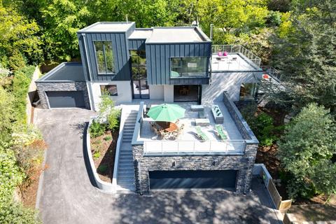 5 bed property, in Lower Broad Oak Road, £1,895,000