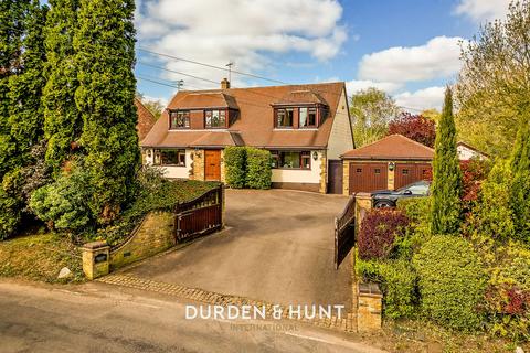 5 bed property, in Hillside House, £1,495,000