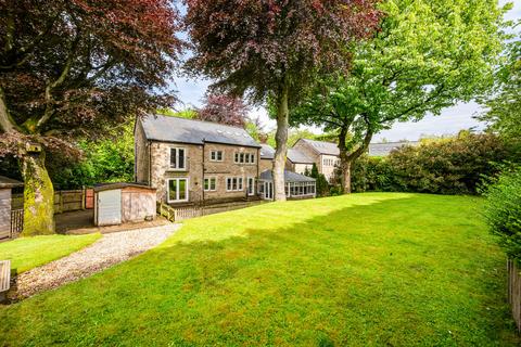 5 bed property, in Hawkshead Fold, £900,000