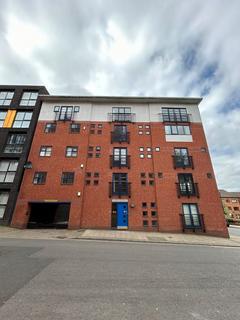 2 bed property, in Flat 2, £90,000