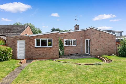 3 bed property, in 101 Lansdowne Road, £395,000