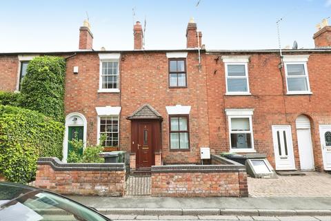 2 bed property, in Portland Street, £220,000