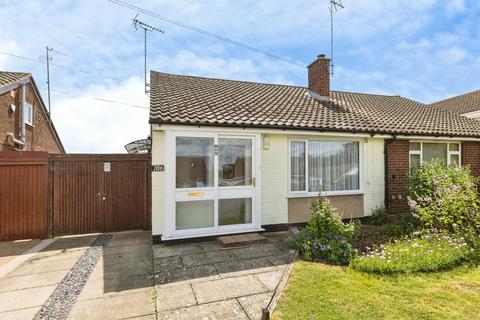 2 bed property, in Broughton Avenue, £360,000