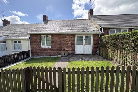 2 bed property, in Avon Road, £84,400