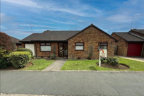 3 bed property, in Ermine Close, £275,000