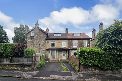5 bed property, in Birkby Hall Road, £325,000