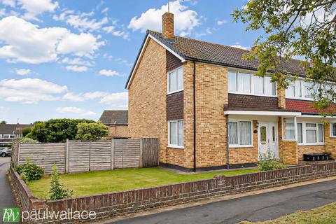3 bed property, in Cheffins Road, £459,995