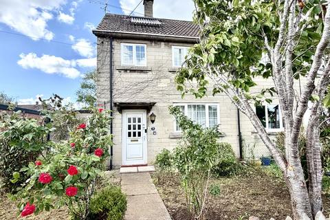 3 bed property, in Bryans Close Road, £270,000