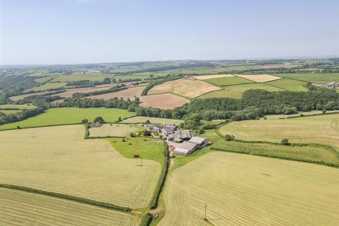 5 bed property, in Roborough, £2,470,000