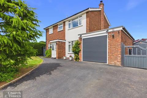 3 bed property, in Westerings, £630,000