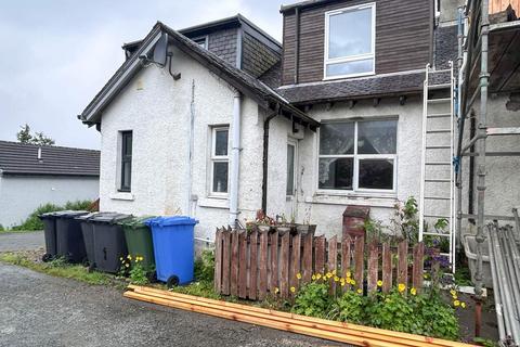 2 bed property, in 2 Inverarish Terrace, £120,000