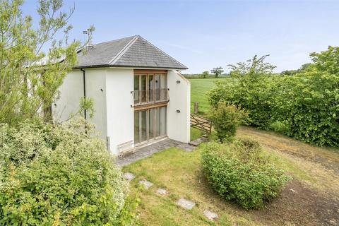 3 bed property, in Beech Hill, £395,000