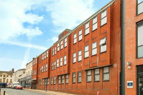 1 bed property, in 103 St. Peters House, £26,000