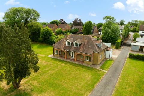 4 bed property, in Wendover Road, £1,100,000