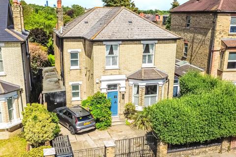 4 bed property, in Windmill Road, £1,950,000