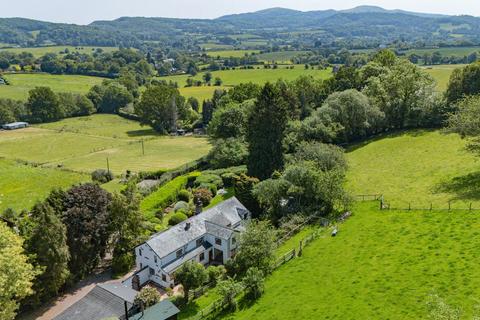 5 bed property, in Greenhill, £925,000