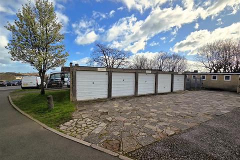 Land, in Selwood Road, £20,000